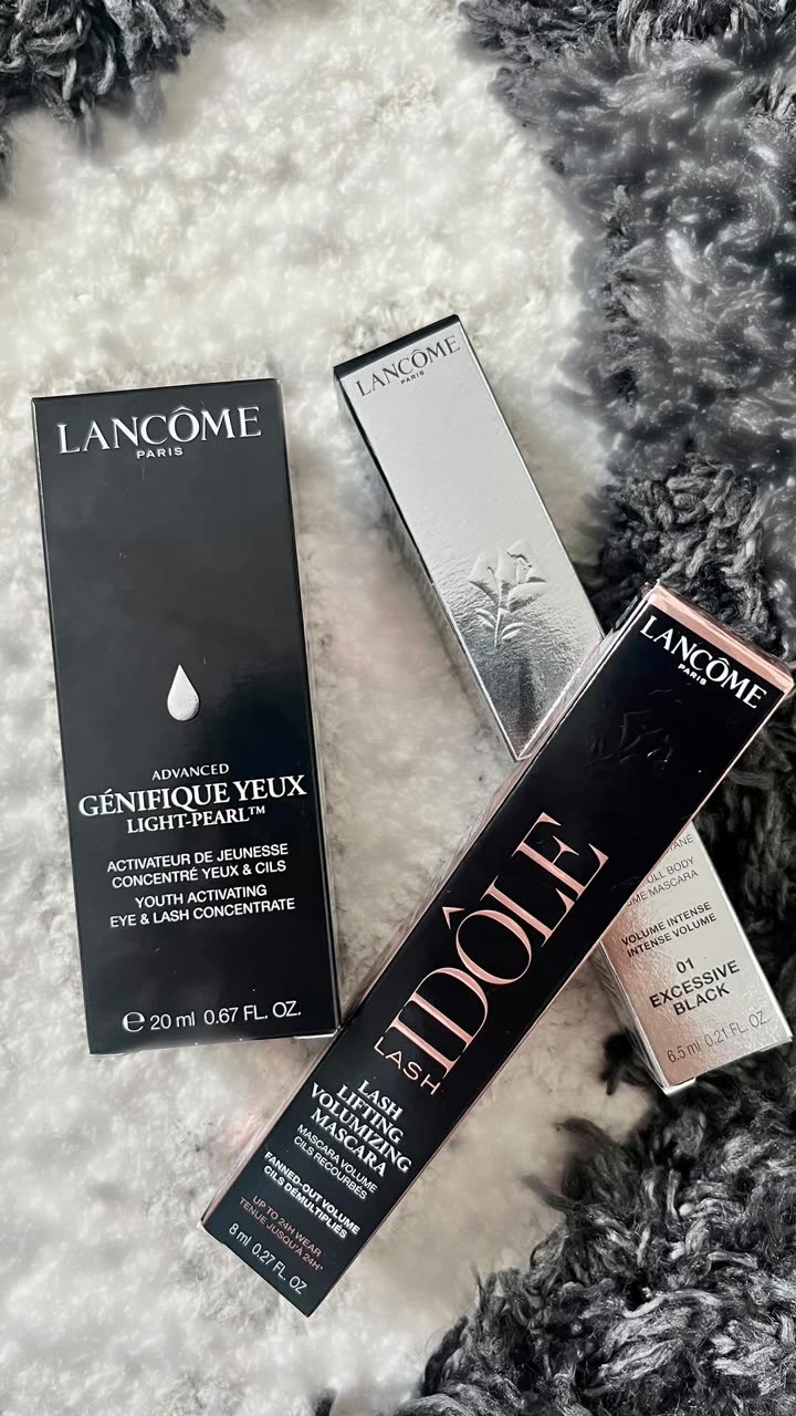 Soin Advanced Génifique Yeux Light Pearl et mascara Lash Idôle de Lancôme dans leurs étuis