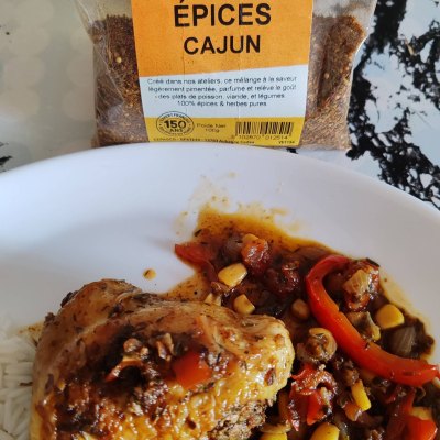 Poulet et légumes aux épices Cajun Espig, photographiés par une ambassadrice