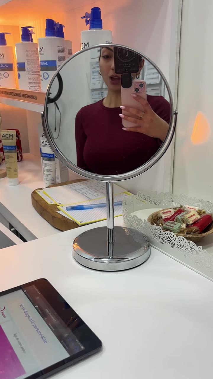 TikTok d'ambassadrice The French Pharmacy Club après un diagnostic de peau en officine